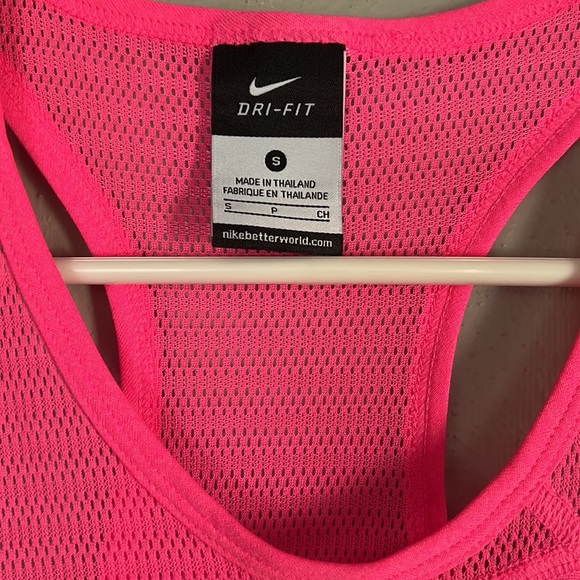 Nike Dri-Fit hot pink tank - Picture 2 of 4